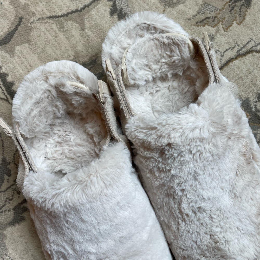 Nike Calm Mule Fuzzy Fur "Sanddrift" Women's Slide - Picture 8 of 10